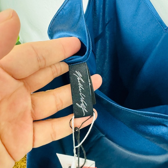 NWT Noelle Wolf Mist Silk Navy Blue Camisole - Picture 5 of 10